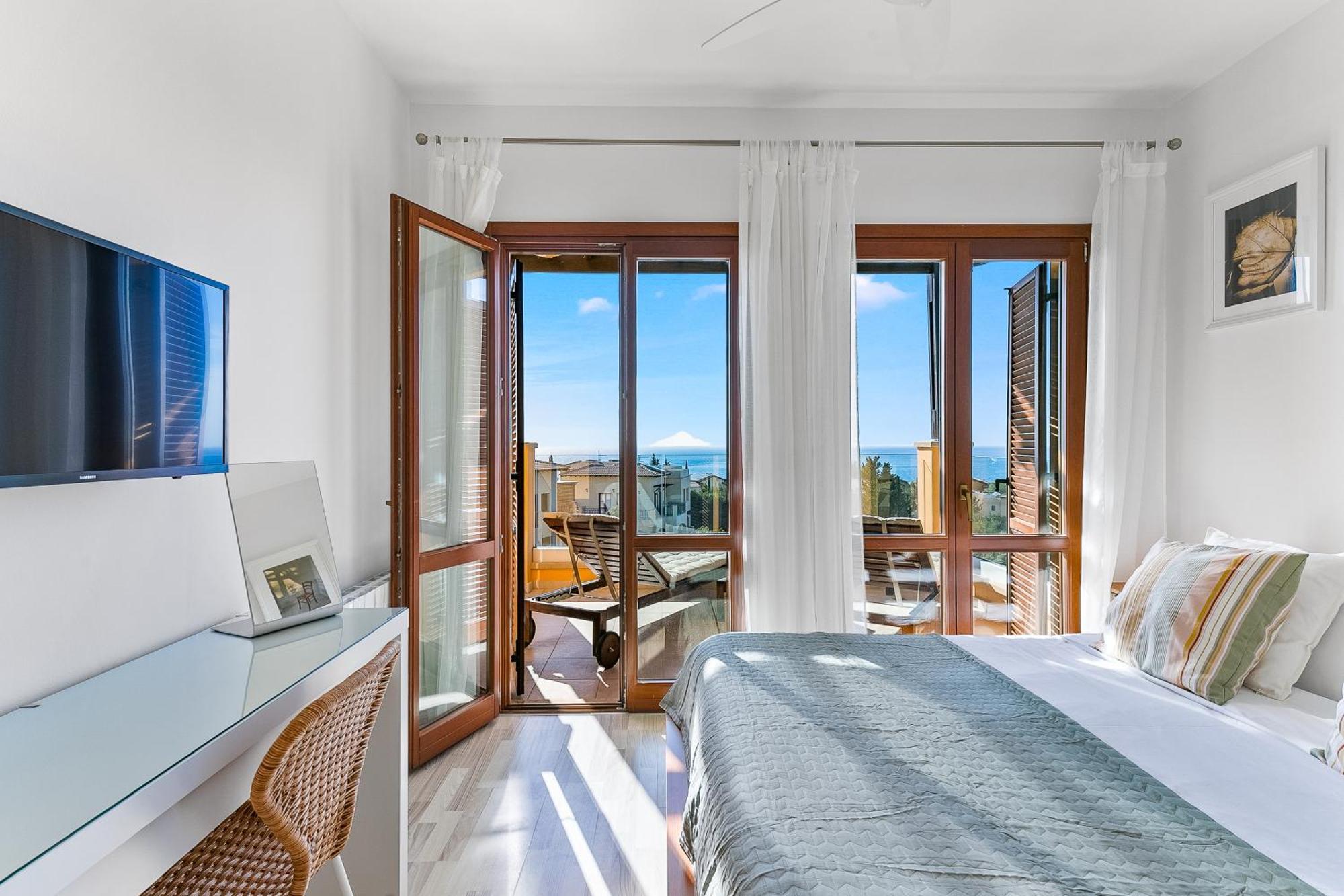 2 Bedroom Apartment Thalassa With Sea And Sunset Views, Aphrodite Hills Resort Kouklia Esterno foto