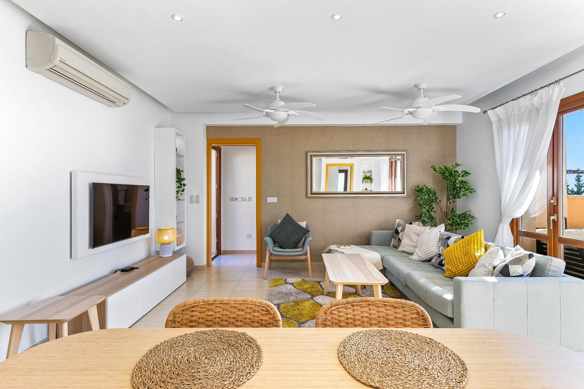 2 Bedroom Apartment Thalassa With Sea And Sunset Views, Aphrodite Hills Resort Kouklia Esterno foto