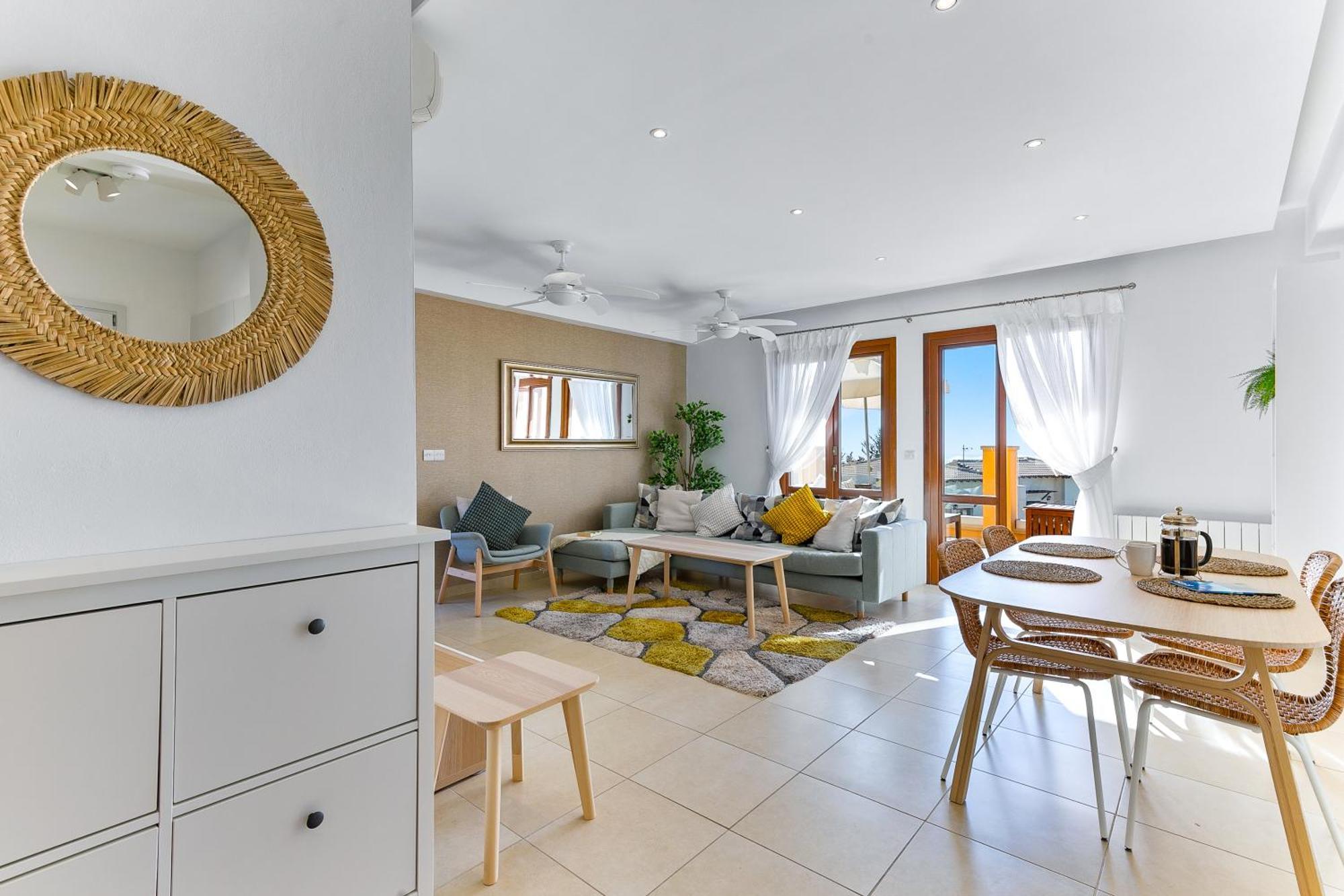 2 Bedroom Apartment Thalassa With Sea And Sunset Views, Aphrodite Hills Resort Kouklia Esterno foto