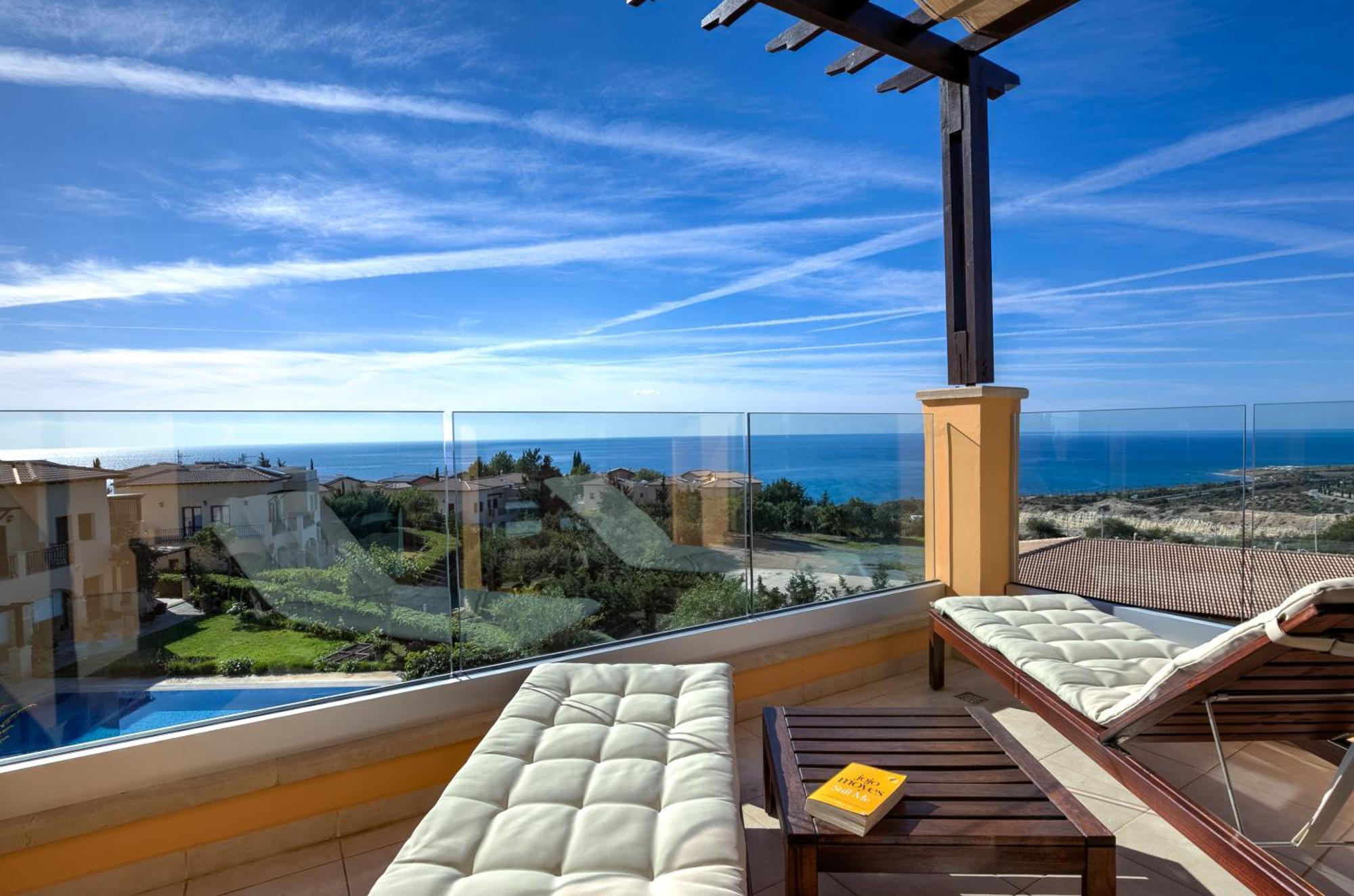 2 Bedroom Apartment Thalassa With Sea And Sunset Views, Aphrodite Hills Resort Kouklia Esterno foto