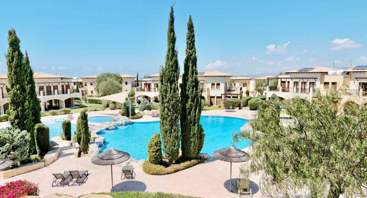2 Bedroom Apartment Thalassa With Sea And Sunset Views, Aphrodite Hills Resort Kouklia Esterno foto